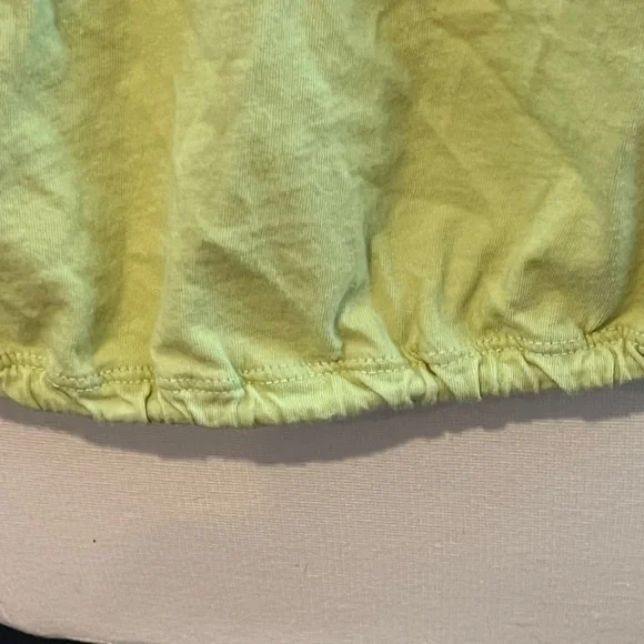 Yellow-Green Puff Sleeve Scoop Neck Blouse Size M - Picture 3 of 9